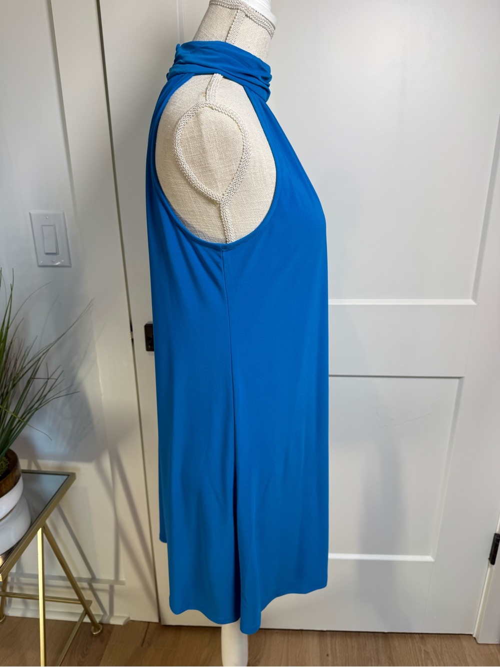 NWT Express Cowl Neck Halter Shift Dress Blue Size Medium - Picture 2 of 8